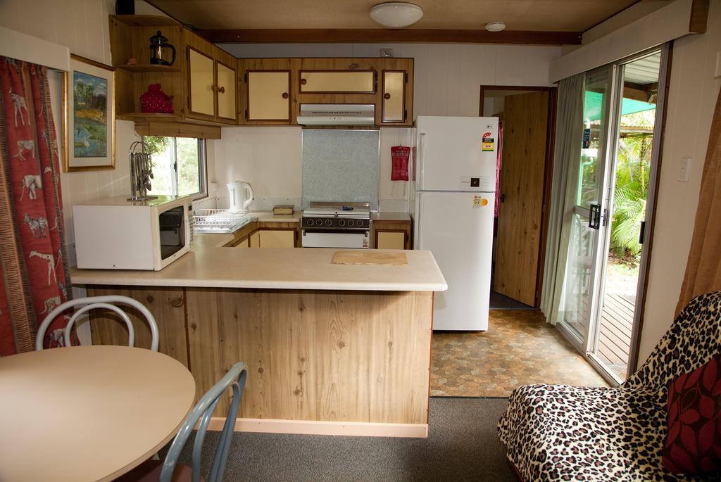 查姆胡观光园和小屋 Lake Eacham 客房 照片