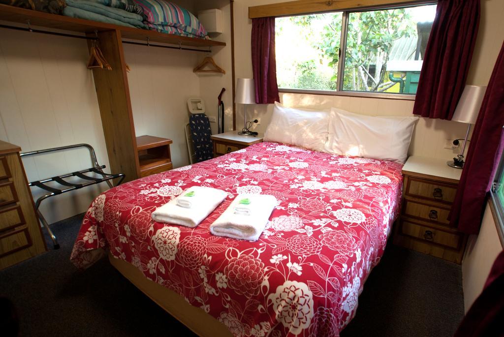 查姆胡观光园和小屋 Lake Eacham 客房 照片