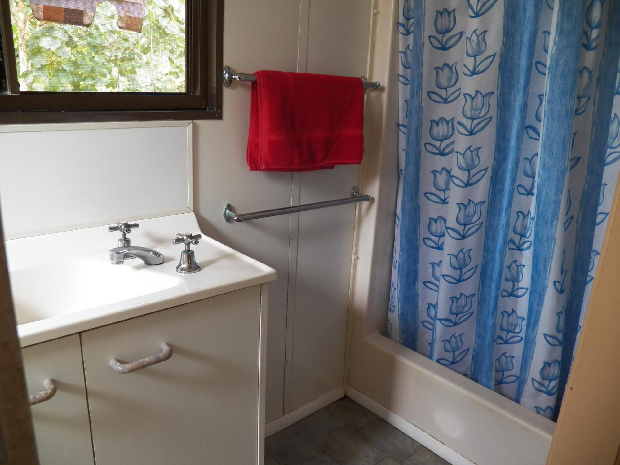 查姆胡观光园和小屋 Lake Eacham 客房 照片