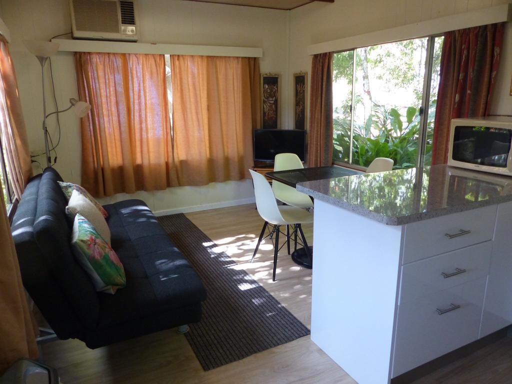 查姆胡观光园和小屋 Lake Eacham 外观 照片